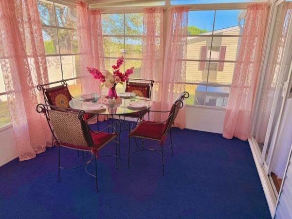 2005 Homes of Merit A17415 Mobile Home