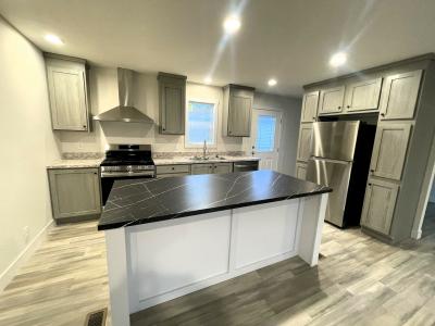 Photo 2 of 12 of home located at 4722 Emmons Ct Sterling Heights, MI 48310