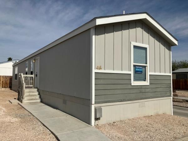 2017 CMH MANUFACTURING WEST, INC Mobile Home For Sale