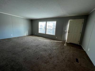 Photo 4 of 12 of home located at 315 Canterbury Newport, MI 48166