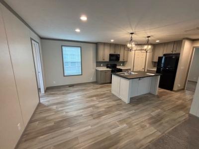 Photo 3 of 8 of home located at 9866 Joan Circle Site #079 Ypsilanti, MI 48197