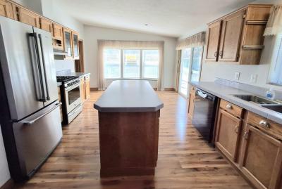 Photo 2 of 10 of home located at 10450 6 Mile Rd 136 Battle Creek, MI 49014