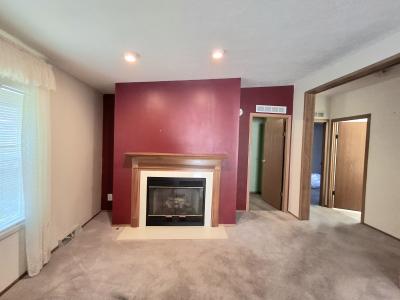 Photo 4 of 10 of home located at 10450 6 Mile Rd 136 Battle Creek, MI 49014