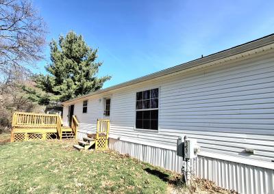 Photo 3 of 4 of home located at 10450 6 Mile Rd 250 Battle Creek, MI 49014