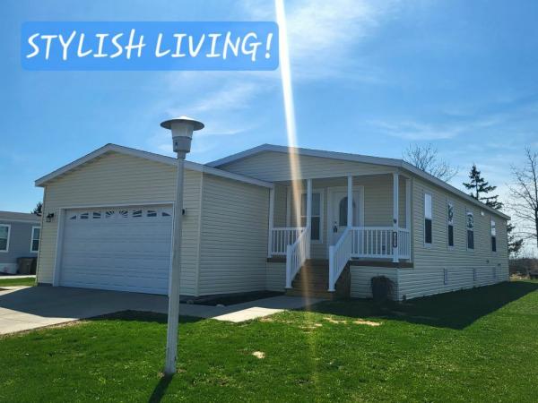 2019 Champion DD2864 Mobile Home