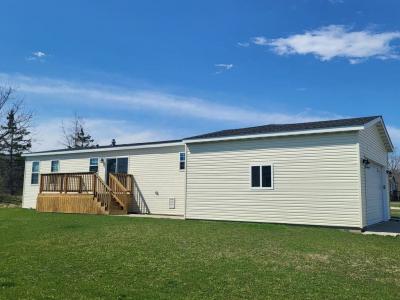 Photo 5 of 20 of home located at 7801 88th Ave Lot 291 Pleasant Prairie, WI 53158