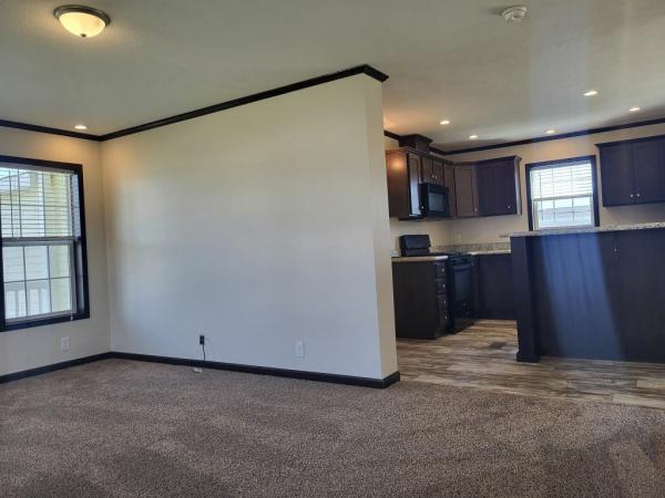 2019 Champion DD2864 Mobile Home