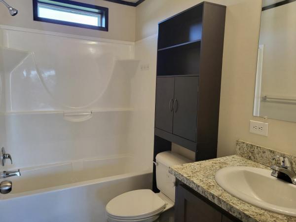 2019 Champion DD2864 Mobile Home