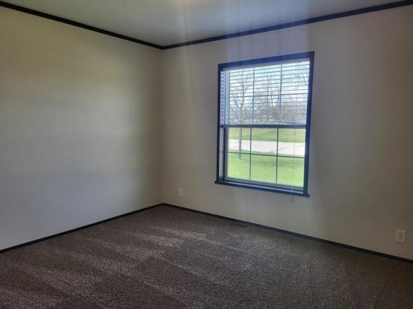 2019 Champion DD2864 Mobile Home