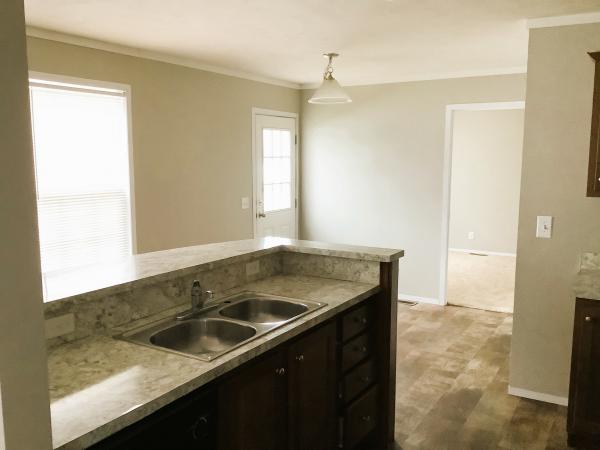 2015 Clayton 81SUN16763 Mobile Home