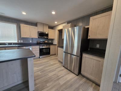 Photo 4 of 10 of home located at 796 Morgan Drive Flint, MI 48506