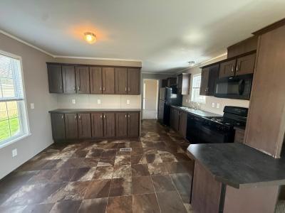 Mobile Home at 28 Carriage Lane Belleville, MI 48111