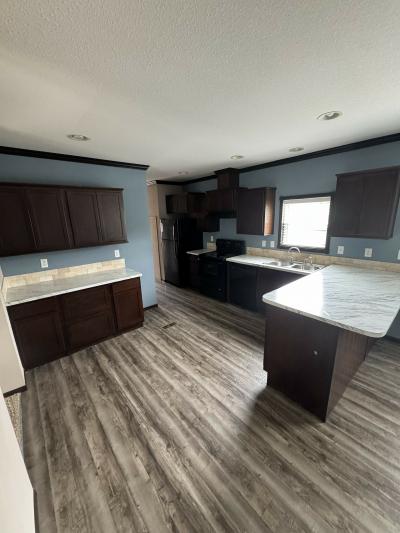 Photo 4 of 10 of home located at 7460 Kitty Hawk Rd. Site 402 Converse, TX 78109