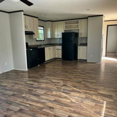 Photo 3 of 8 of home located at 475 Landis Lane, Lot 85 Mt Washington, KY 40047