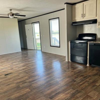 Photo 4 of 8 of home located at 475 Landis Lane, Lot 85 Mt Washington, KY 40047