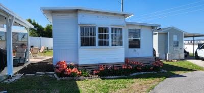 Mobile Home at 7820 Wire Road, Site 215 Zephyrhills, FL 33540