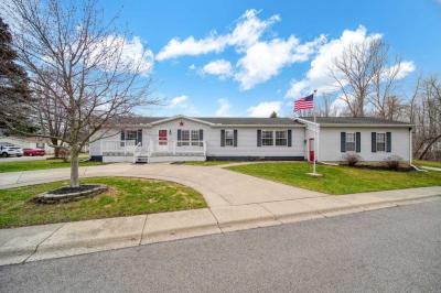 Mobile Home at 701 Missouri River Dr. Adrian, MI 49221