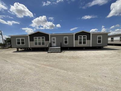 Photo 2 of 21 of home located at 13838 Southton Rd San Antonio, TX 78223