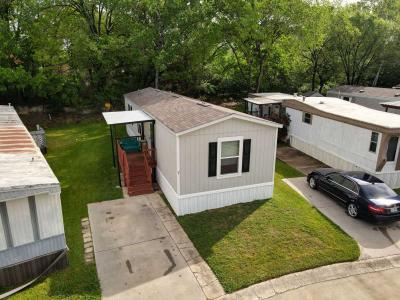 Mobile Home at 3728 Marina Dr, #7 Lake Worth, TX 76135