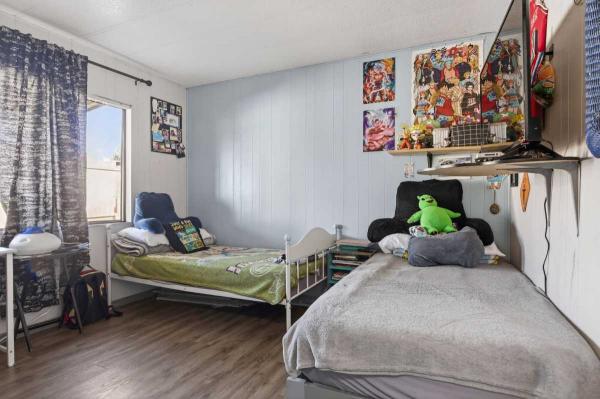 1983 9248 Golden West Homes SB77A7 Manufactured Home