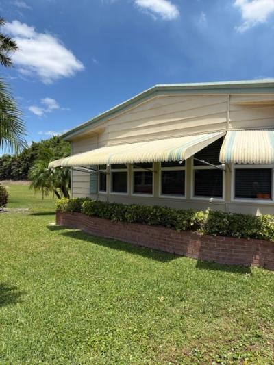 Photo 3 of 67 of home located at 389 Knotwood Lane Naples, FL 34112