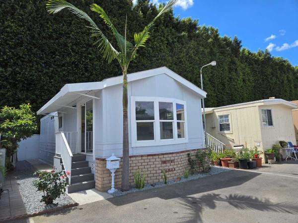 Photo 1 of 2 of home located at 8600 Contreras St Space 37 Paramount, CA 90723