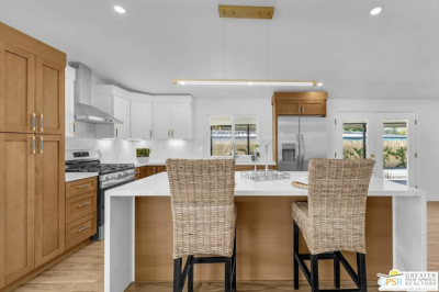 Photo 5 of 28 of home located at 38161 W Desert Greens Dr Palm Desert, CA 92260