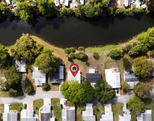 2000 Palm Harbor Mobile Home