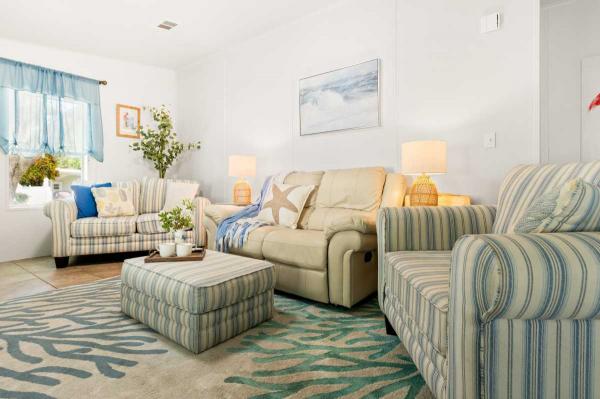 2000 Palm Harbor Mobile Home