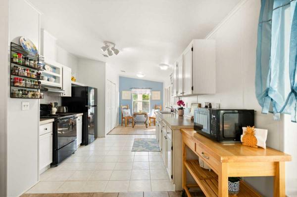 2000 Palm Harbor Mobile Home