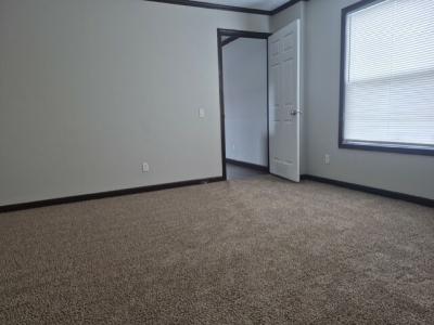 Photo 3 of 5 of home located at 6909 Winford Shoals Fort Wayne, IN 46818