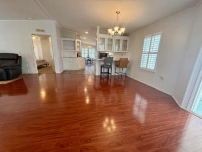 Photo 4 of 22 of home located at 2550 State Rd. 580 #0420 Clearwater, FL 33761