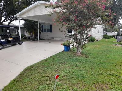 Photo 2 of 25 of home located at 3742 Russian Olive Ln Zephyrhills, FL 33541