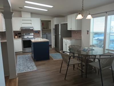 Photo 5 of 25 of home located at 3742 Russian Olive Ln Zephyrhills, FL 33541