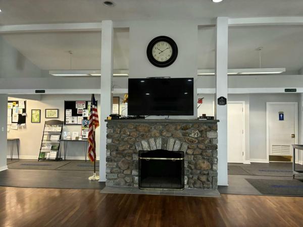 1990 Virginia Home Park Ave 3 Manufactured Home