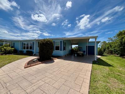 Photo 2 of 30 of home located at 2106 Sea Crescent Ruskin, FL 33570