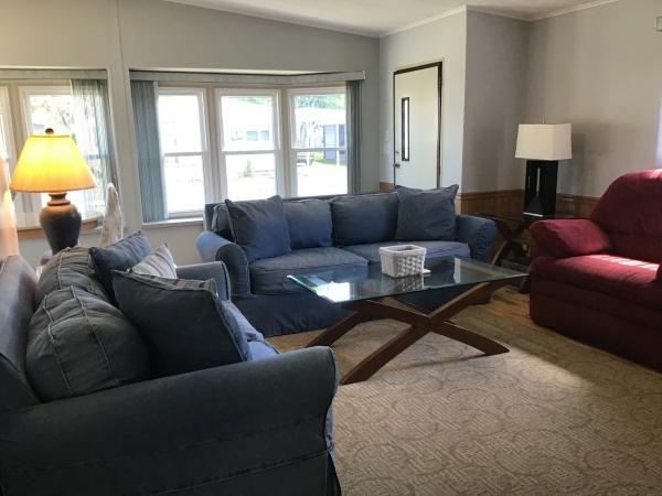 1985 TWIN T25220067A/B Mobile Home