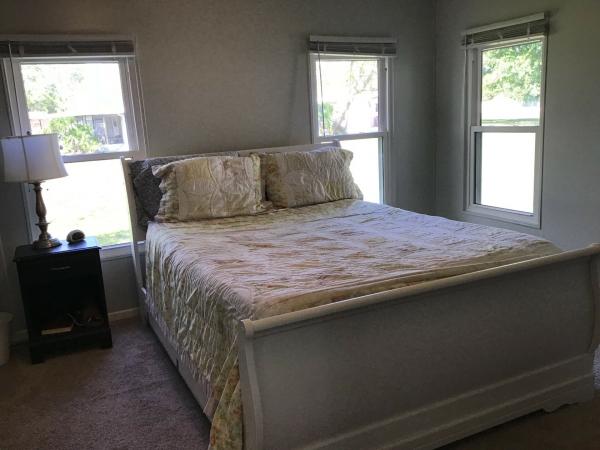 1985 TWIN T25220067A/B Mobile Home