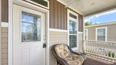 Photo 2 of 19 of home located at 429 Bemen Dr Lady Lake, FL 32159