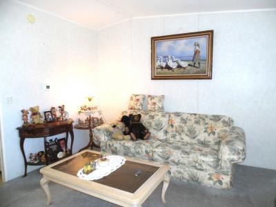 Photo 3 of 14 of home located at 821 Song Bird Ave Davenport, FL 33897