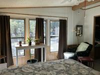 1986 n/a Cavco Manufactured Home