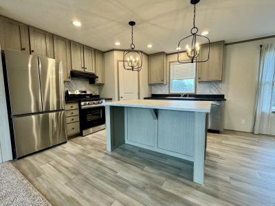 Photo 3 of 10 of home located at 300 Annapolis Court Potterville, MI 48876