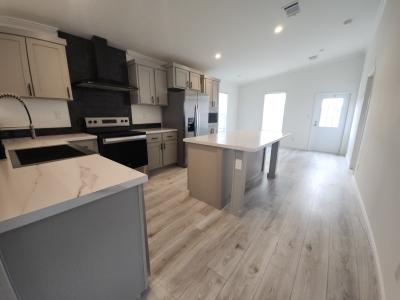 Photo 5 of 7 of home located at 11470 Pine Acre Trails Blvd. Conroe, TX 77303