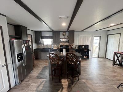 Photo 4 of 8 of home located at 260 Split Rail Pkwy Kyle, TX 78640