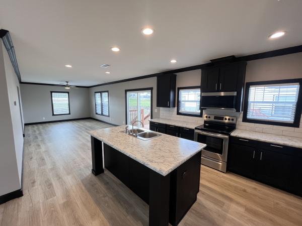 2022 Clayton 32DEV28563A Mobile Home
