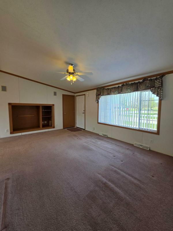 2005 Skyline 143B  Home