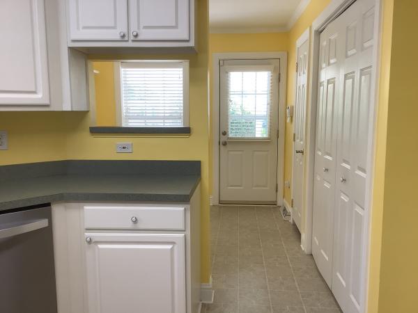 2001 CARO Charleston Mobile Home