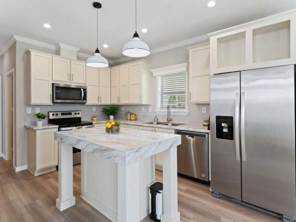 2023 340LS24482E  Home