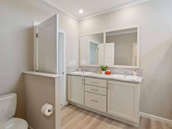 2023 340LS24482E  Home