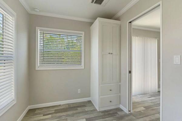 2023 360HK12422A  Home